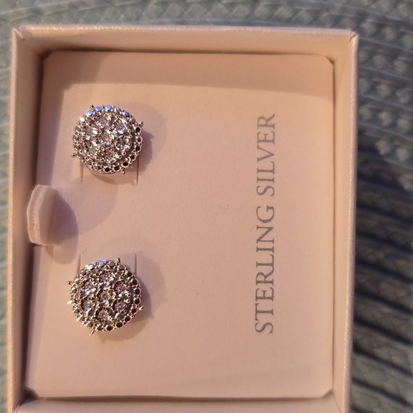BELK STERLING SILVER WOMEN'S DIAMOND STUD POST EARRINGS - Picture 6 of 8